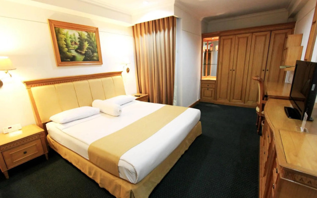 Harmoni Suites Hotel