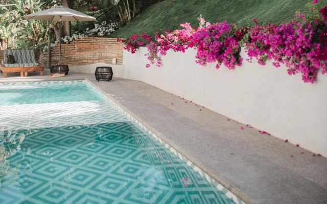 Distrito 88 - Adults only