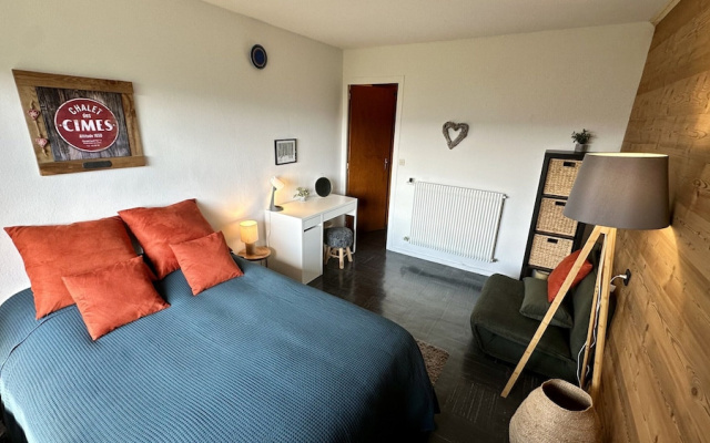 Tranquil Flat for 5 in Murat-le-quaire