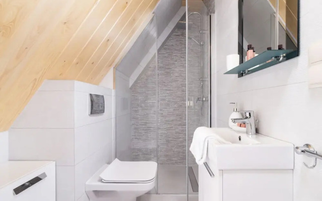 Zasypane House by Renters Prestige
