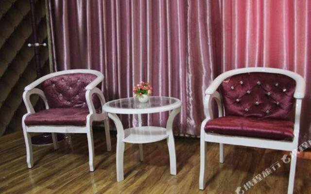 Urumqi Furong Mingdi Business Hotel