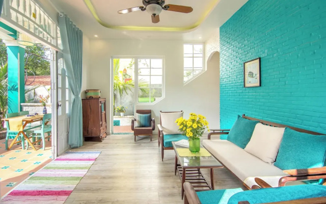 Sunnybeautiful 2-bdr apartment An Bang