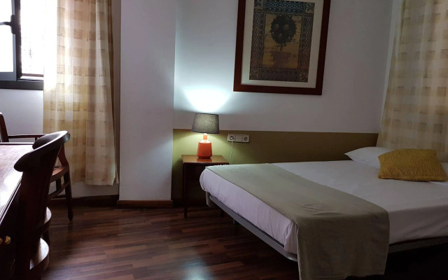 Hostal LK