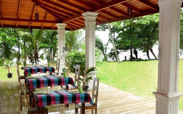 Country House Dickwella