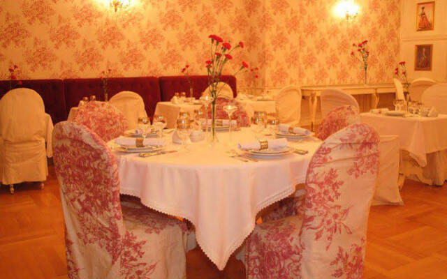 Hotel Vere Palace