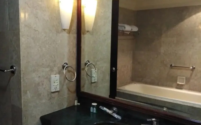Times Square Service Suite By DaisyHomes