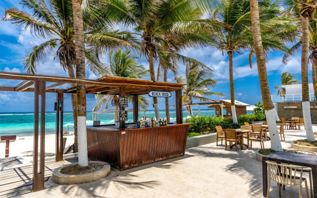 Hotel San Luis Beach House