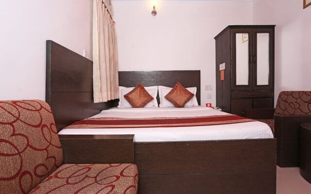 OYO 3033 Radiant Hotel