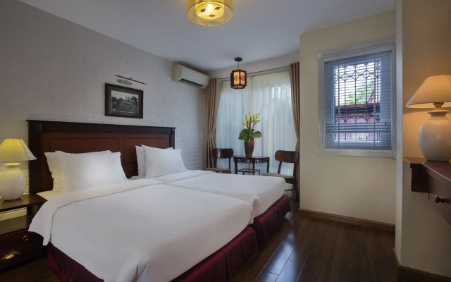 Classic Street Hotel