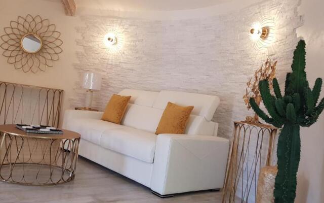 Studio villa château Currault