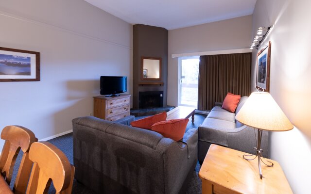 Tantalus Resort Lodge