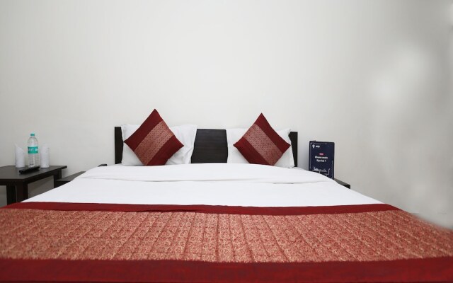 OYO 11605 Hotel Aravali Inn