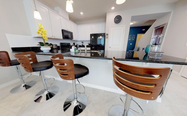 Compass Bay Kwa132