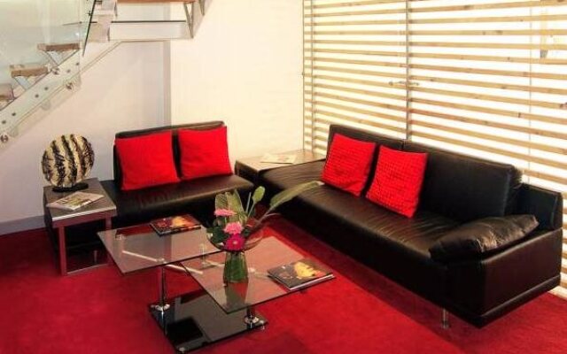Austral Suites