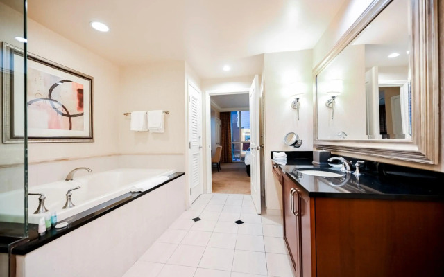 StripViewSuites at Signature