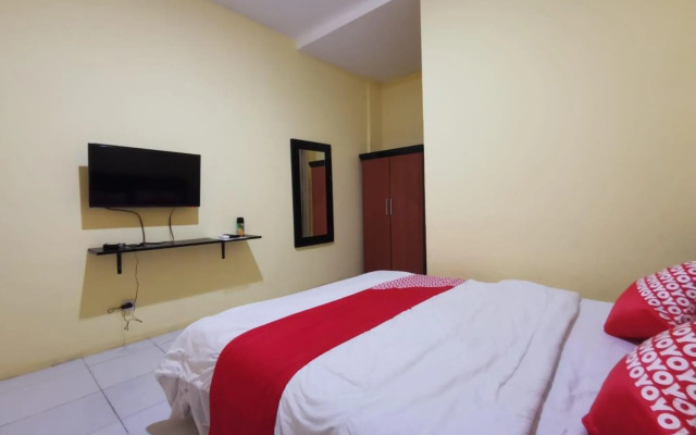 Hsp Residence by OYO Rooms