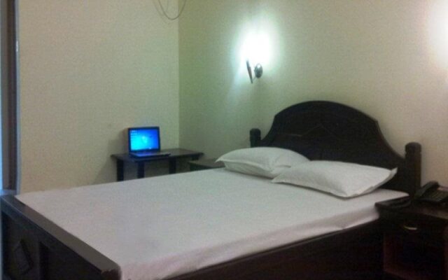 Hotel Sapphire Inn