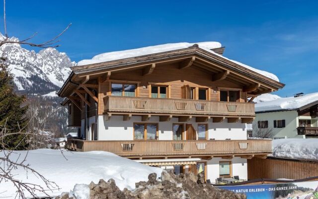 Stylish Apartment in Ellmau With Mountain View