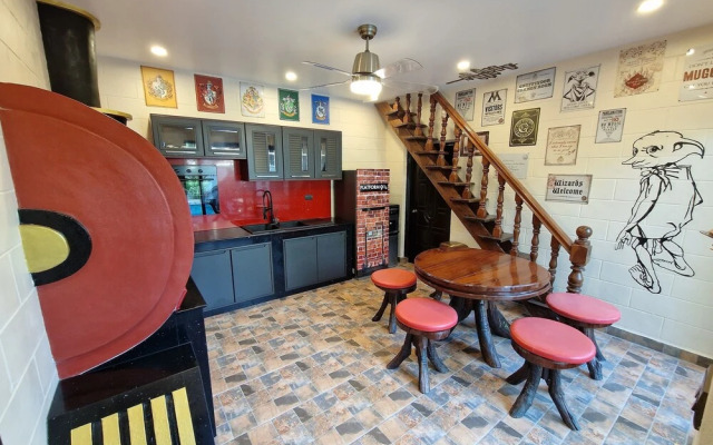 POTTERLAND Luxury Pool Villa Pattaya Walking Street 6 Bedrooms