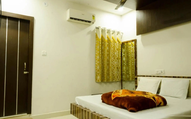 Hotel Shree Dwarkadhish Palace