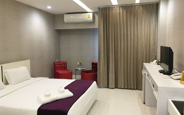 Phuglong Hotel