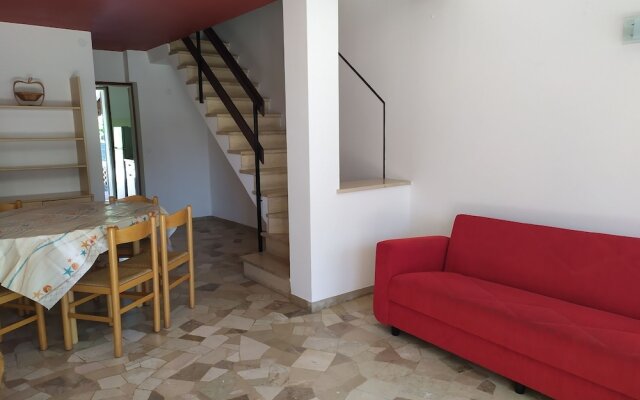 Bright Villa With Private Garden - Beahost Rentals