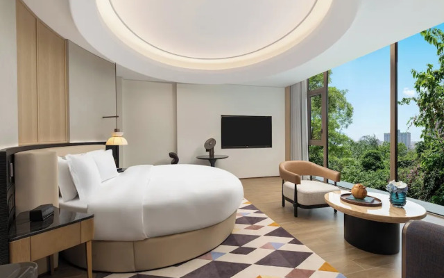 voco Sanya Dadonghai by IHG