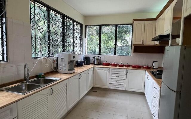 Bukit Tunku Grande Villa by uBook