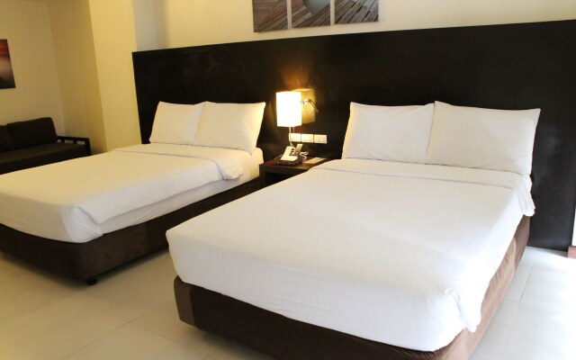 Ocean Suites Boutique Hotel