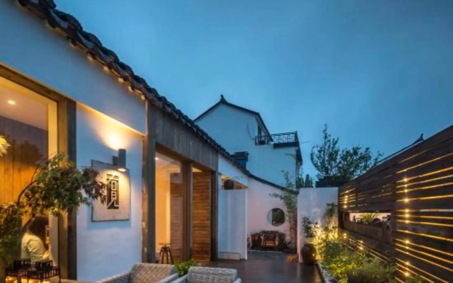 Youjian Shibashe Inn