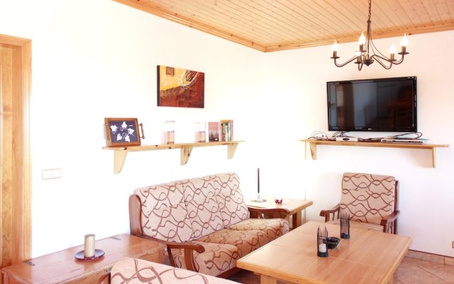 House With 2 Bedrooms in Baixa, With Wonderful sea View and Enclosed G