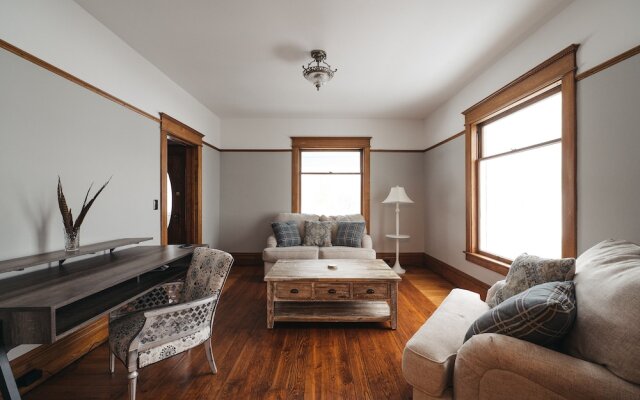 4BDR Broomhead Farmhouse Main House