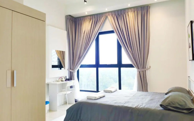 Le Pavilion by R&R, 5pax, 5 mins to Setiawalk