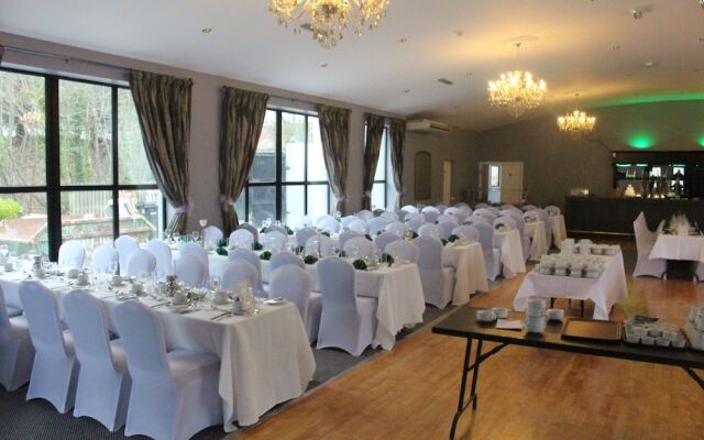 Blackwater Lodge Hotel