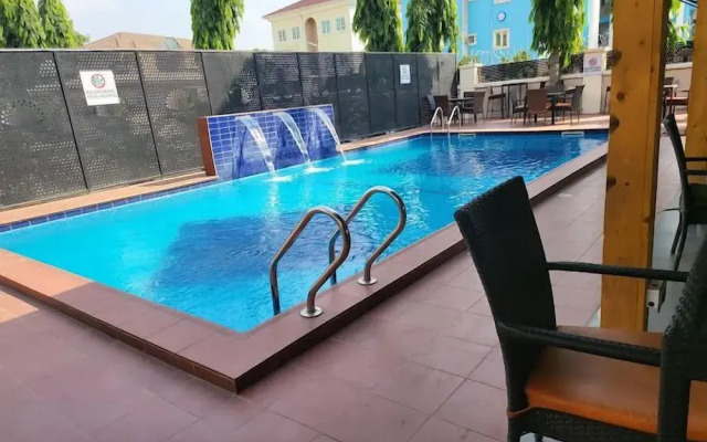 Class Suites Hotel and Apartment
