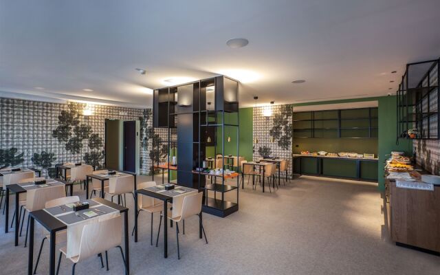 Отель Best Western Plus Dimora del Monaco