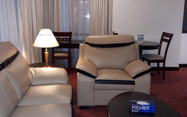 Grand Service Apt At Times Square