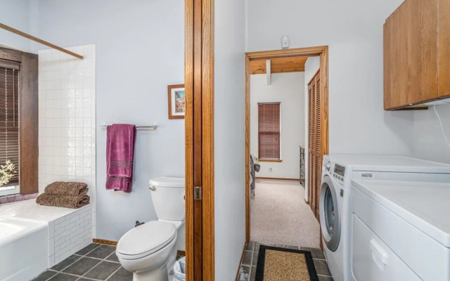 Hilo Shangrila - 3 Br Home