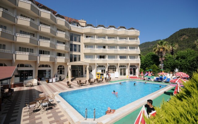Selen Hotel Icmeler