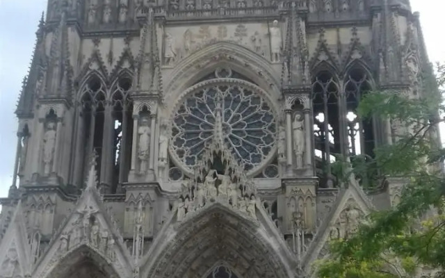 Reims La Romaine