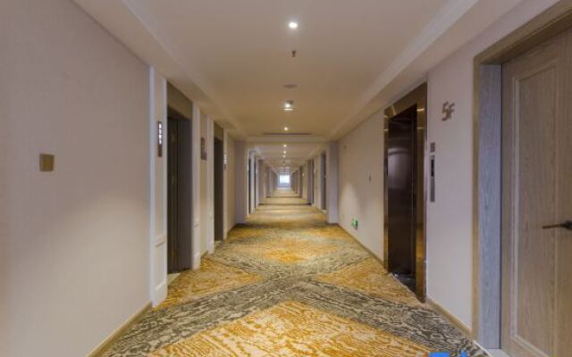 Vienna Classic Hotel (Yixing Huanke Park)