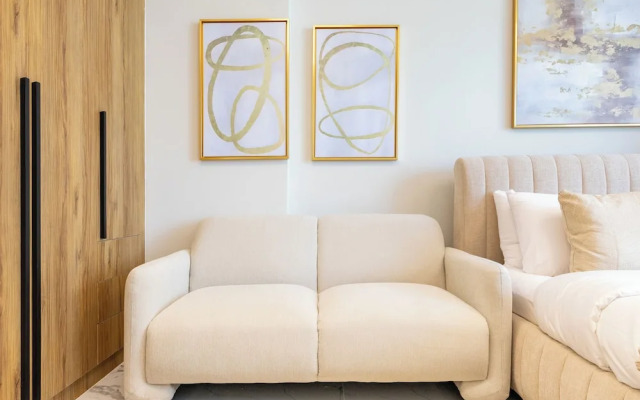 Bloomfields Stylish Stu Al Maryah