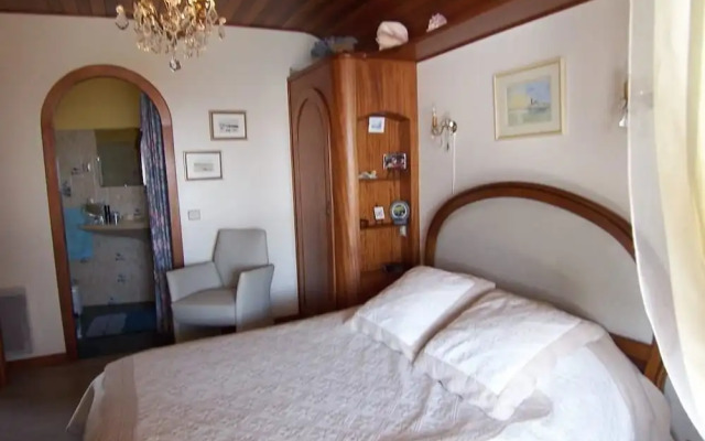 VILLA CALA D'ORO - WATERFRONT- SOLENZARA Chalet 4