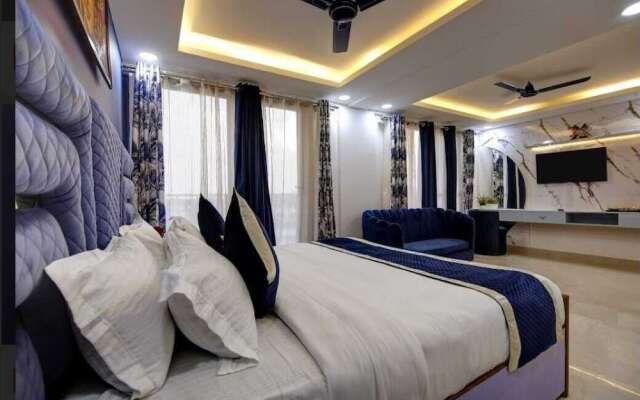 Hotel Noida Dreamz 144