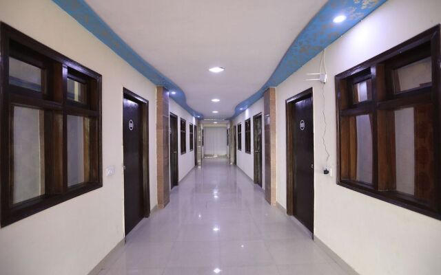 Hotel Taj Ansh