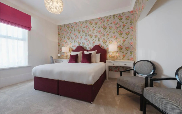 Florence House Hotel & Restaurant