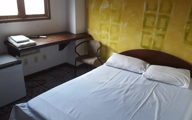 Irawo Hotel - Hostel