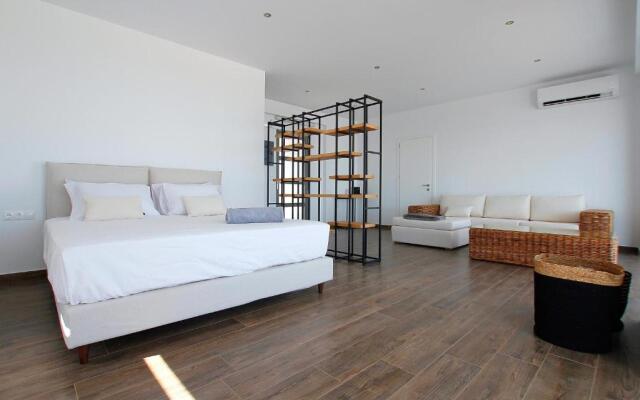 Alana Suites