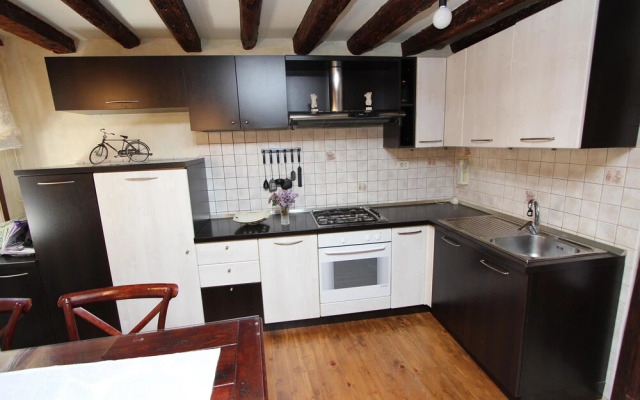 Apartment Midea