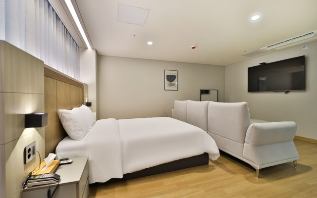 Gimhae Eobang-dong City Hotel